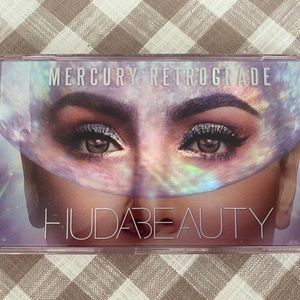 HUDA BEAUTY Mercury Retrograde Eyeshadow Palette